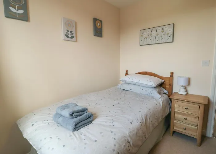 Cherry Garth Nyaraló